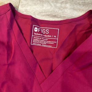 Women’s figs Top size XL